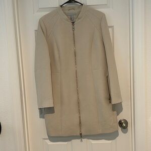 Chic Beige Long Coat with Zip Closure